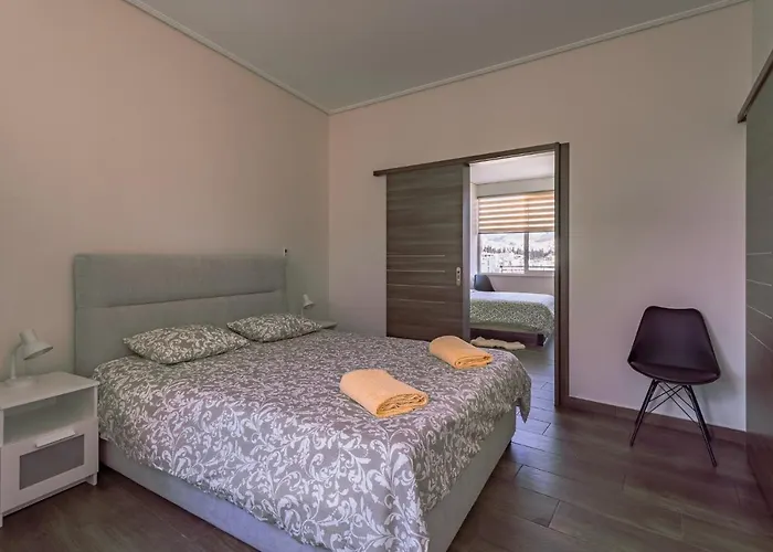 Acropolis Comfy Home In The Heart Of Athens For 4